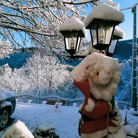 فندق مبيت وإفطار Casa Dell'orso لوريسيا