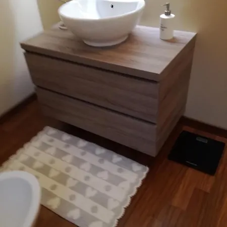 Casa Dell'orso فندق مبيت وإفطار 3*